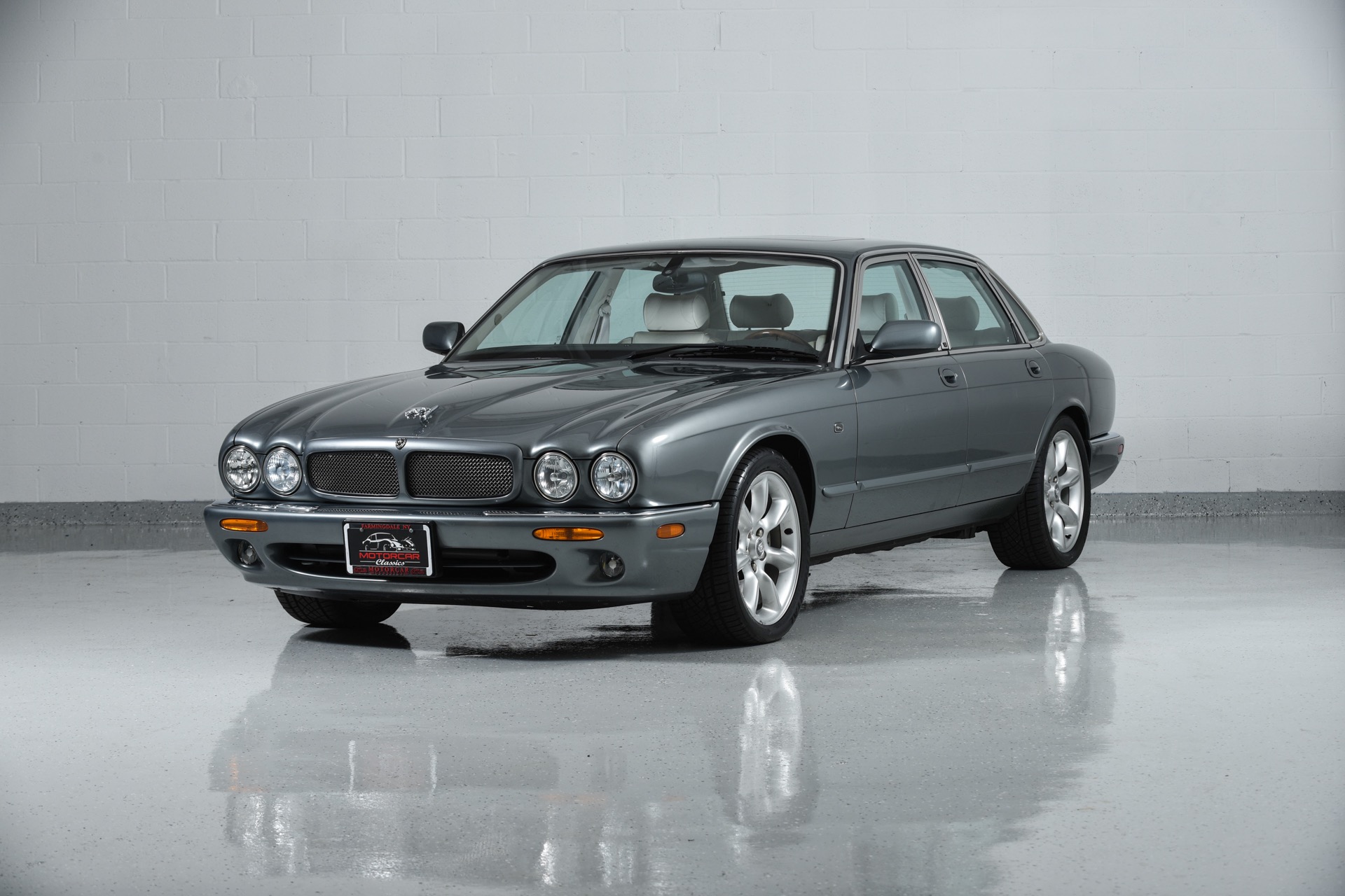 Jaguar xjr 2003