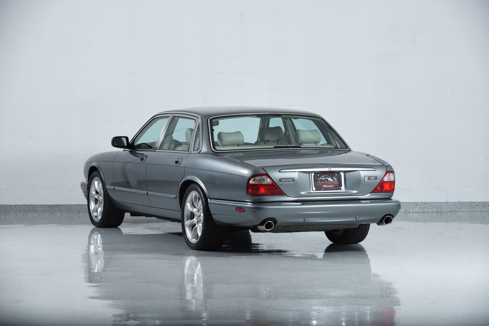 Jaguar xjr 2003