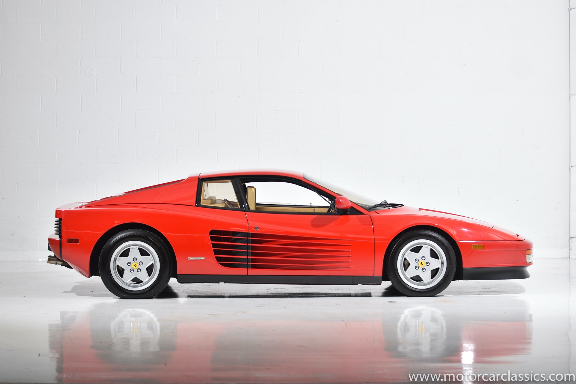 ferrari testarossa 1988