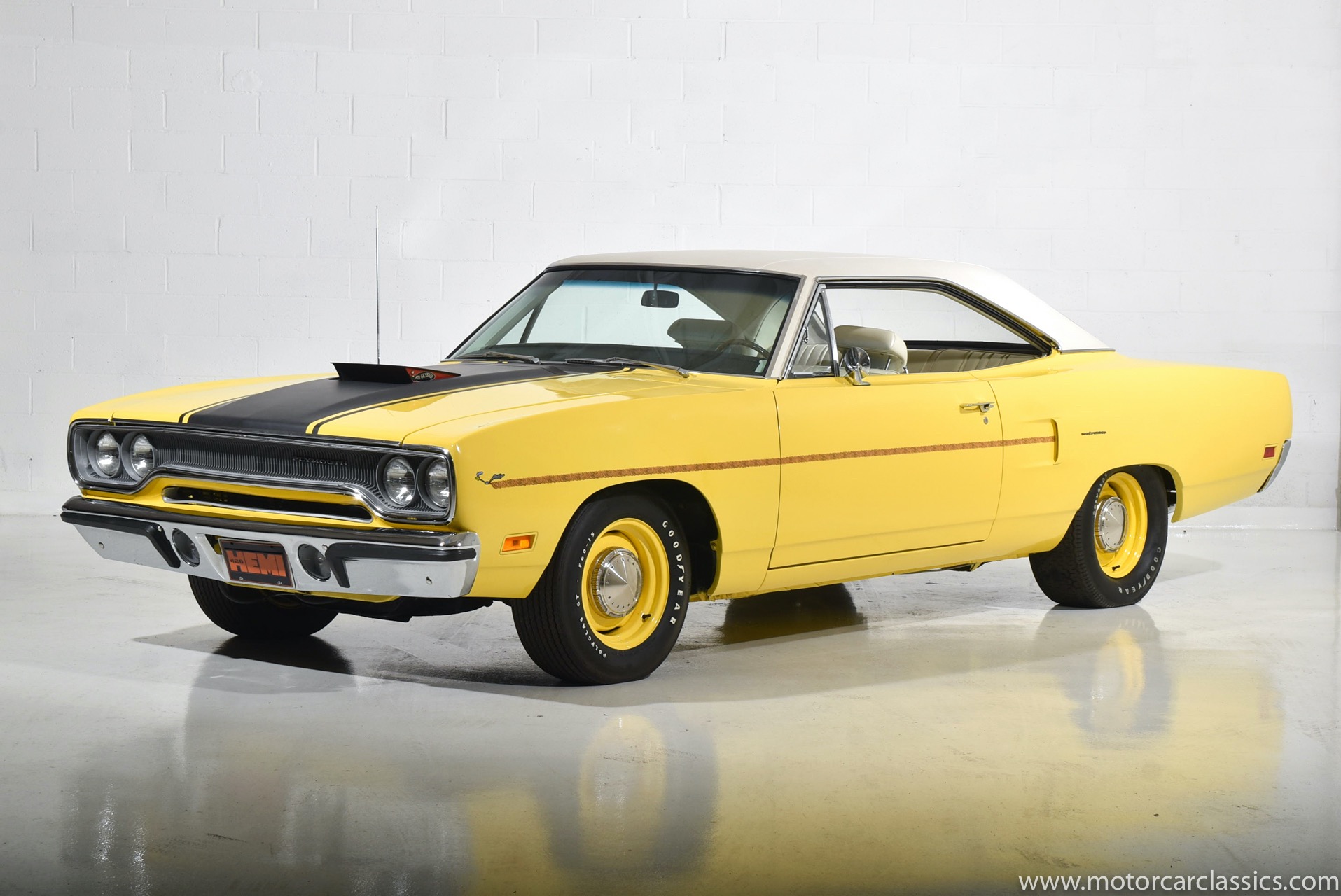 Used 1970 Plymouth Road Runner For Sale ($64,900) | Motorcar Classics ...