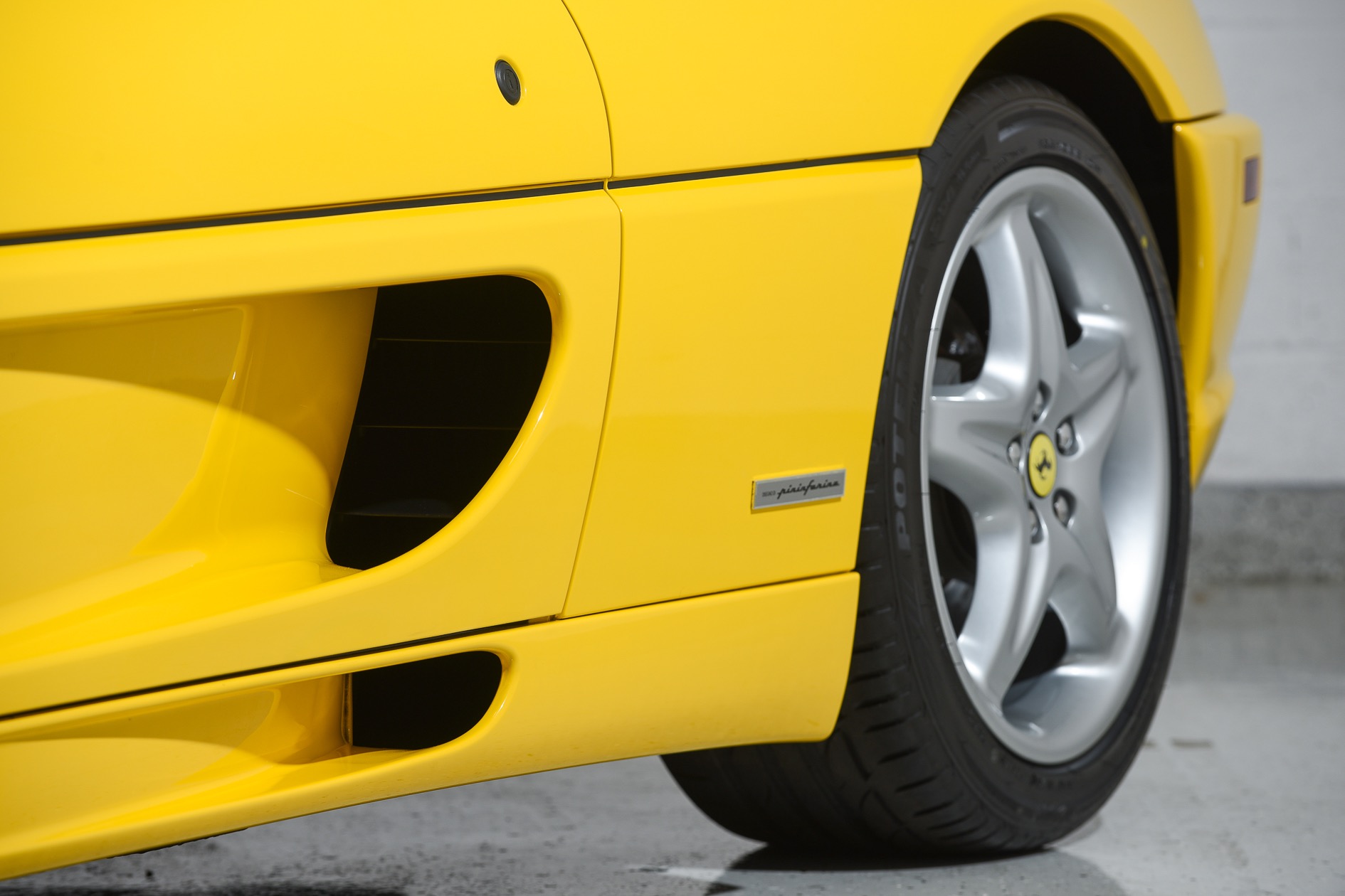 1996 ferrari f355 berlinetta