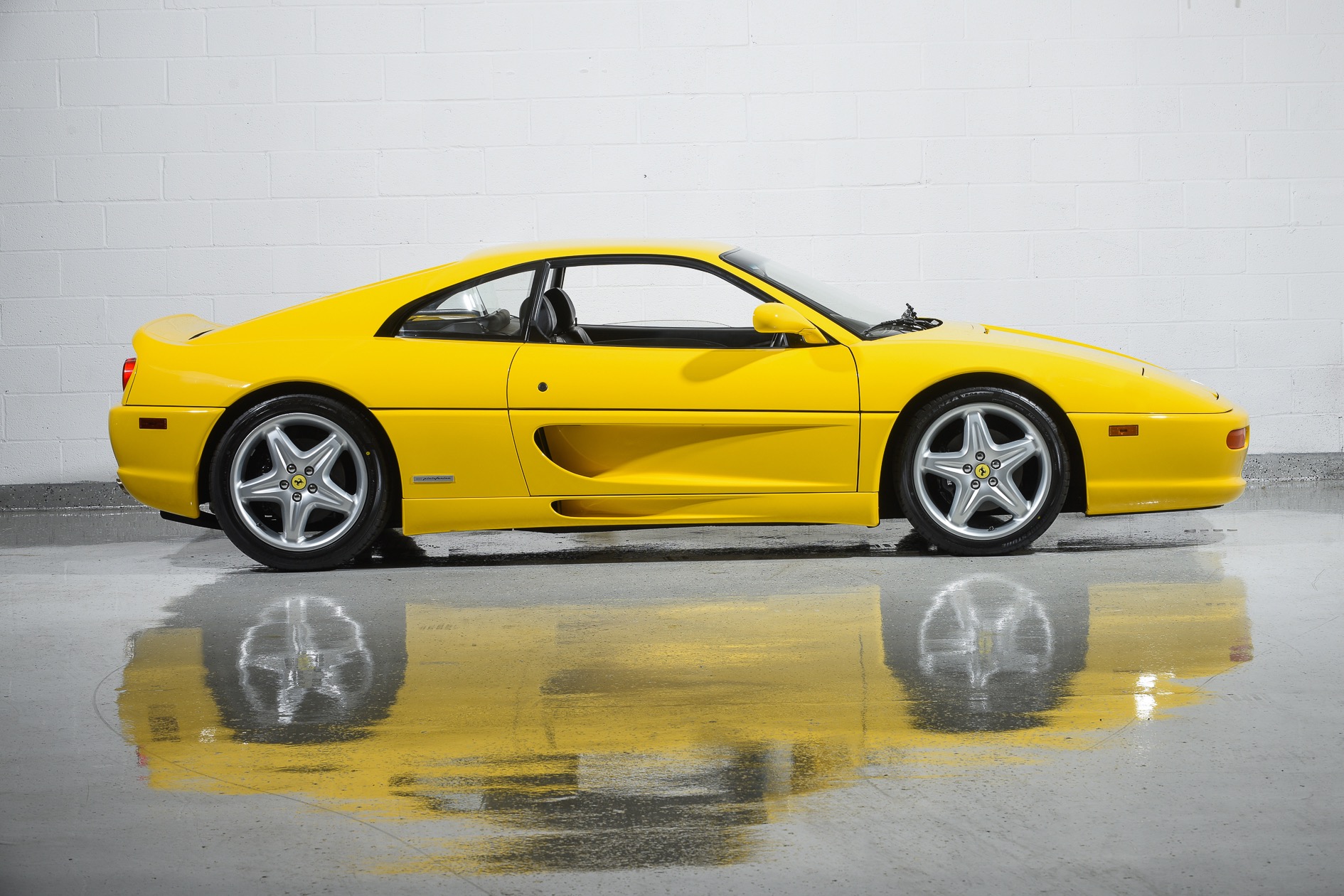 1996 ferrari f355 berlinetta